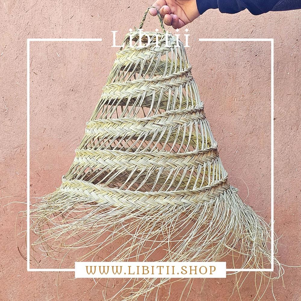 Tube-shaped Straw Hanging Light